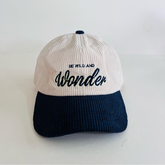 2000s vintage style wonder corduroy hat blue and white
Hats are are unisex - Picture 2 of 6